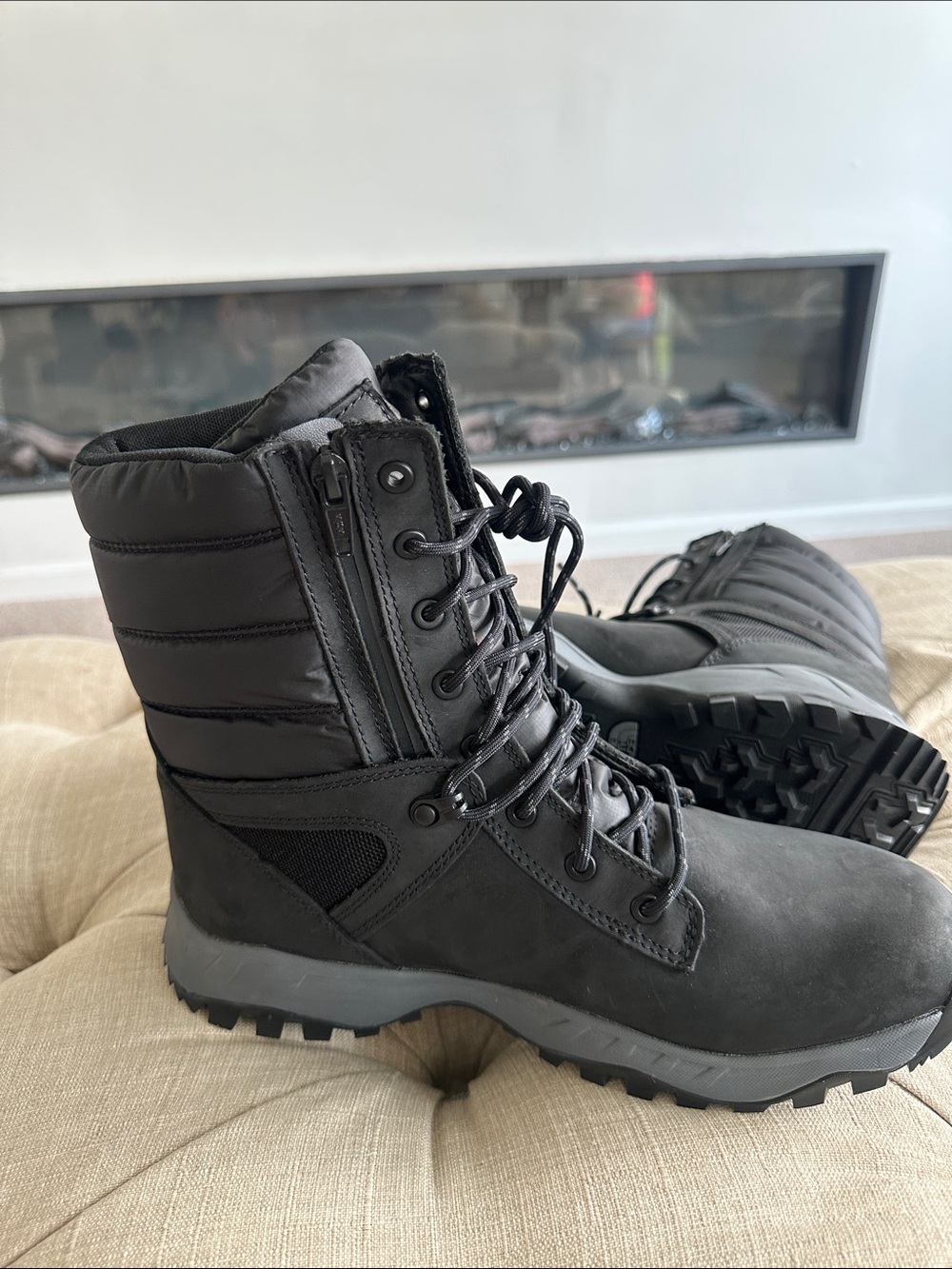 The North Face Black Quilted Shaft Waterproof Lace-Up Boots - Picture 8 of 10